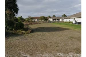 3714 29th Street, Lehigh Acres, FL 33976 - MLS#225081283