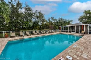 7360 Glenmoor Ln 4208, Naples