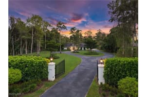 5750 Napa Woods Way, Naples, FL 34116 - MLS#225081315