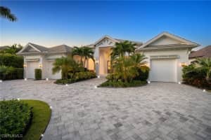 383 Cuddy Ct, Naples