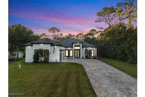 28033 Oak Lane, Bonita Springs, FL 34135 - MLS#225081352