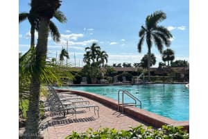 25000 Tamiami Trl E D-154, Naples