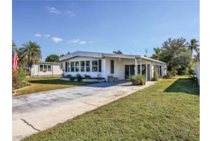 230 Matecumbe Lane, Naples, FL 34114 - MLS#225081373