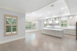 1086 Michigan Avenue, Naples, FL 34103 - MLS#225081374