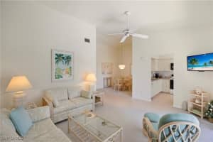 7360 Glenmoor Lane, Naples, FL 34104 - MLS#225081377