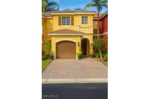 10220 Olivewood Way 47, Estero