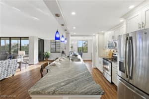 11 Bluebill Avenue, Naples, FL 34108 - MLS#225081384