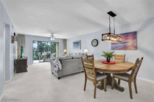 228 Fox Glen Drive, Naples, FL 34104 - MLS#225081402