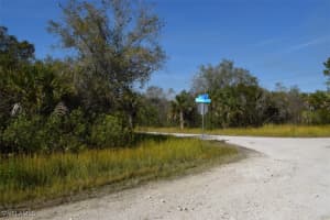 860 Evanston Street, Lehigh Acres, FL 33974 Sold 01/09/26