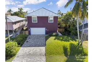 566 Coconut Avenue, Goodland, FL 34140 - MLS#225081481