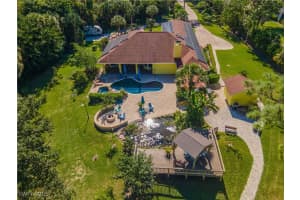 4541 7th Avenue, Naples, FL 34119 - MLS#225081487