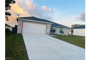 2512 20TH Street, Lehigh Acres, FL 33976 - MLS#225081491