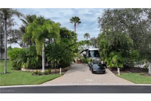 4662 Southern Breeze Drive, Naples, FL 34114 - MLS#225081493