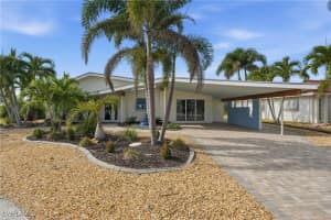 10 Clearview Boulevard, Fort Myers Beach, FL 33931 - MLS#225081509