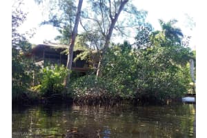 1551 Bembury Drive, Naples, FL 34102 - MLS#225081514