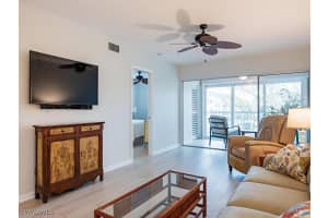 218 Banyan Boulevard, Naples, FL 34102 - MLS#225081544