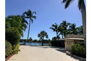 4677 Southern Breeze Drive, Naples, FL 34114 - MLS#225081592