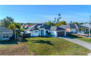 1820 2nd Street, Cape Coral, FL 33991 - MLS#225081606