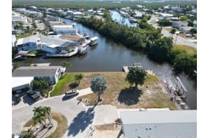 11431 Cypress Lane, Fort Myers Beach, FL 33931 - MLS#225081629