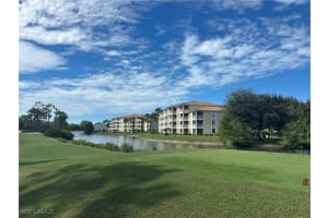 8680 Cedar Hammock Cir 122, Naples