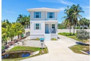 1727 Danford Street, Naples, FL 34112 - MLS#225081637