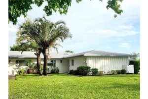 5541 westwind ln 202, Fort Myers, FL 33919 - MLS#225081646