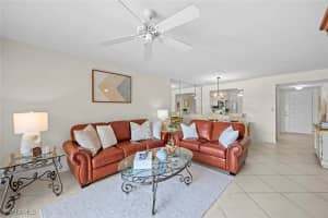 219 Fox Glen Drive, Naples, FL 34104 - MLS#225081653