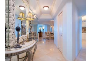 7117 Pelican Bay Blvd Boulevard, Naples, FL 34108 - MLS#225081656