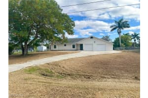 137 Meta Street, Fort Myers, FL 33905 - MLS#225081670