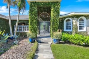 27196 Belle Rio Drive, Bonita Springs, FL 34135 - MLS#225081674