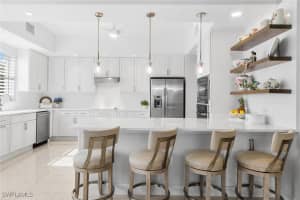 583 Avellino Isles Circle, Naples, FL 34119 - MLS#225081724