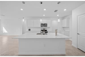 1650 Lake Jessup Circle, Cape Coral, FL 33909 - MLS#225081769