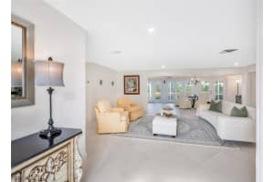 735 Parkview Lane, Naples, FL 34103 - MLS#225081805