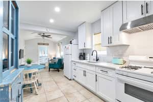 827 100th Avenue, Naples, FL 34108 - MLS#225081815