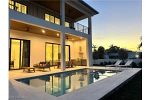 803 96th Avenue, Naples, FL 34108 - MLS#225081866