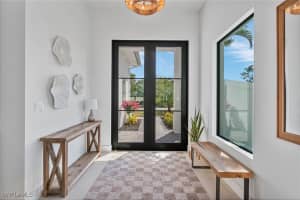 803 96th Avenue, Naples, FL 34108 - MLS#225081866