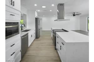 1627 29th Terrace, Cape Coral, FL 33904 - MLS#225081919