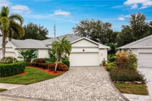 455 Crossfield Cir 71, Naples