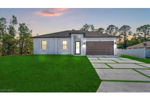 926 Winters Street, Lehigh Acres, FL 33974 - MLS#225081969