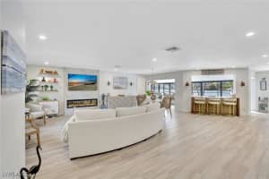 236 Lagoon Avenue, Naples, FL 34108 - MLS#225081976