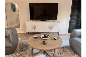 9092 Chula Vista Street, Naples, FL 34113 - MLS#225081982