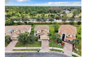 2374 Heydon Circle, Naples, FL 34120 - MLS#225081998