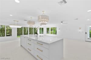 17 Knights Bridge Road, Naples, FL 34112 - MLS#225082039