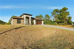 1105 Artic Street, Lehigh Acres, FL 33974 - MLS#225082046