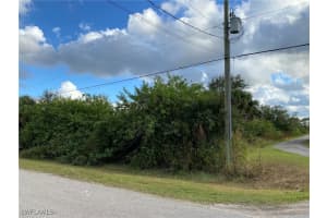  24th AVE NE, Naples, FL 34120 - MLS#225082050