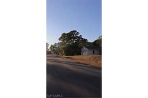 1107 Florence Street, Lehigh Acres, FL 33974 - MLS#225082057