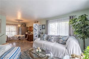 1360 5th Avenue, Naples, FL 34102 - MLS#225082063