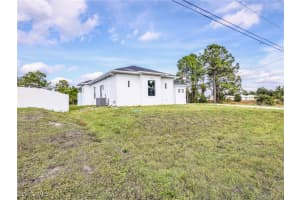 2514 36th Street, Lehigh Acres, FL 33976 - MLS#225082093