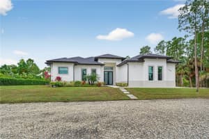 2642 10th Avenue, Naples, FL 34120 - MLS#225082094