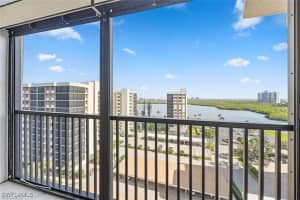 11 Bluebill Avenue, Naples, FL 34108 - MLS#225082098